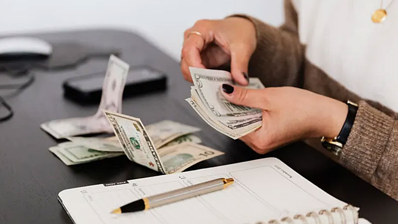 کارمزد انتقال پول از انگلیس به ایران